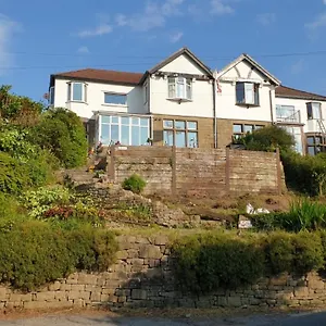 Alma Cliffe Barnoldswick